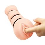 Âm đạo giả Crazy Bull Realistic có gân nổi và hạt nổi, cốc thủ dâm nam cầm tay được cửa hàng mô tả bằng silicone, thiết kế kèm 3 vòng bên ngoài giúp điều chỉnh độ ôm, phù hợp nhu cầu sử dụng riêng tư tại nhà