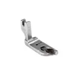 Chân vịt 2 kim 1/2 phải, chân vịt máy may công nghiệp cữ 12,7 mm, thiết kế bên phải giúp định hướng vật liệu theo vị trí mong muốn, dùng thay thế chân vịt cũ, phù hợp nhiều công đoạn may công nghiệp